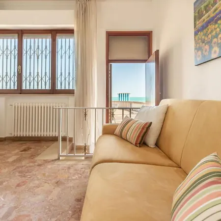 Apartment Casa Rivamare By Interhome *